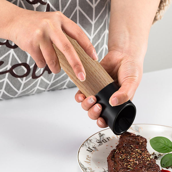 Manual Salt Pepper Grinder Kitchen Gadgets Spice Mill Grinder.