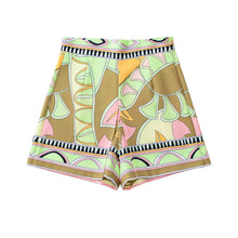 Summer New Fashion Retro Style Printed High Waist Slim Green Shorts Women
