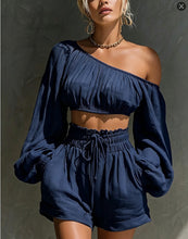 Shoulder long sleeved short top+high waisted casual shorts set.