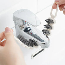 Bendable Multifunctional Cleaning Brush.